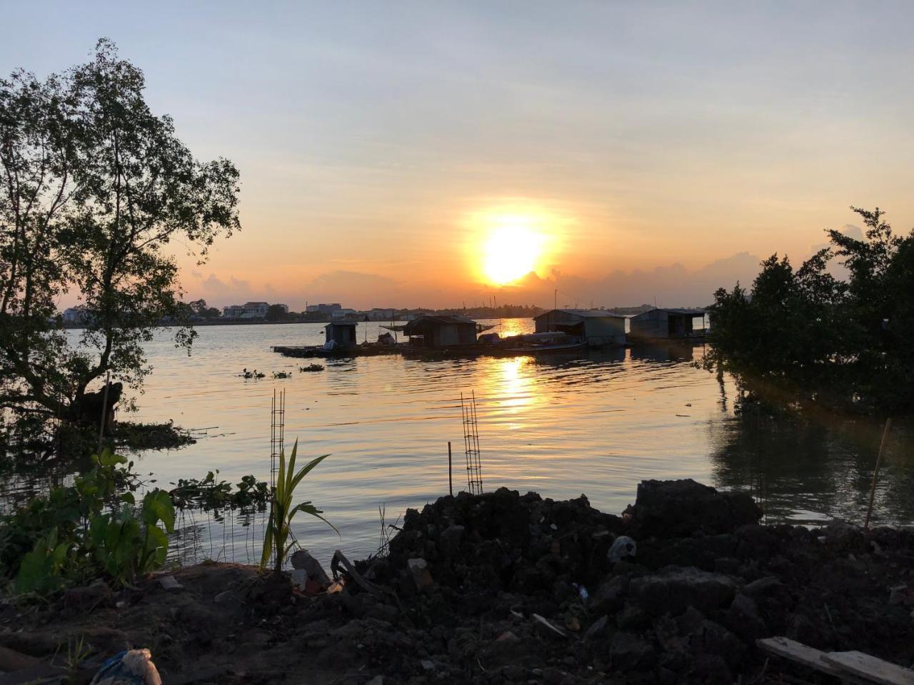 Mekong Riverside Homestay หวินห์ลอง ภายนอก รูปภาพ